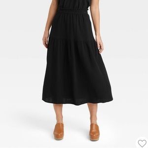Women's Gauze Tiered Midi A-Line Skirt -
Universal Thread™ Color Black-Size L
